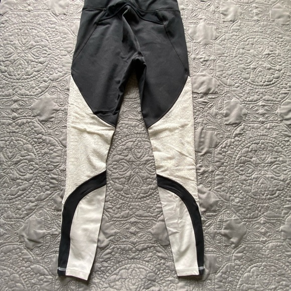 CALIA Small leggings - Picture 3 of 5